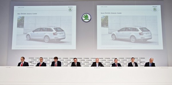 TK Å koda Auto a.s. 2013 Členové představenstva ŠKODA AUTO během Výroční tiskové konference 2013.