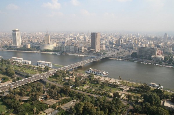 Zad-Cairo Pohled na Káhiru. Foto: Omar Kamel