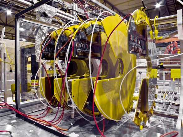 Jedna z částí detektoru TOTEM, který patří mezi experimenty Velkého hadronového urychlovače. Zdroj: CERN