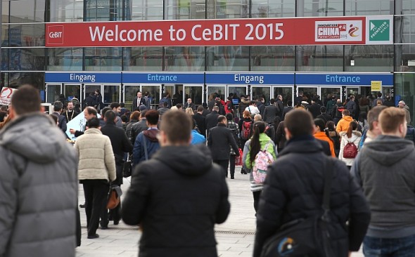 Zájem lidí o CeBIT v průběhu let neopadává. Je to důsledkem pružné reakce pořadatelů, Hannover Messe, na požadavky trhu a atraktivní témata, která dokážou přitáhnout nové návštěvníky a vystavovatele. Foto: Hannover Messe