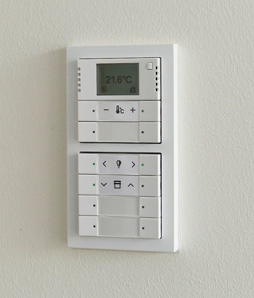 Panel pro ovládání světel ABB KNX. Zdroj: ABB